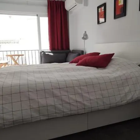 Edificio Malaga 2h Apartamento Nerja